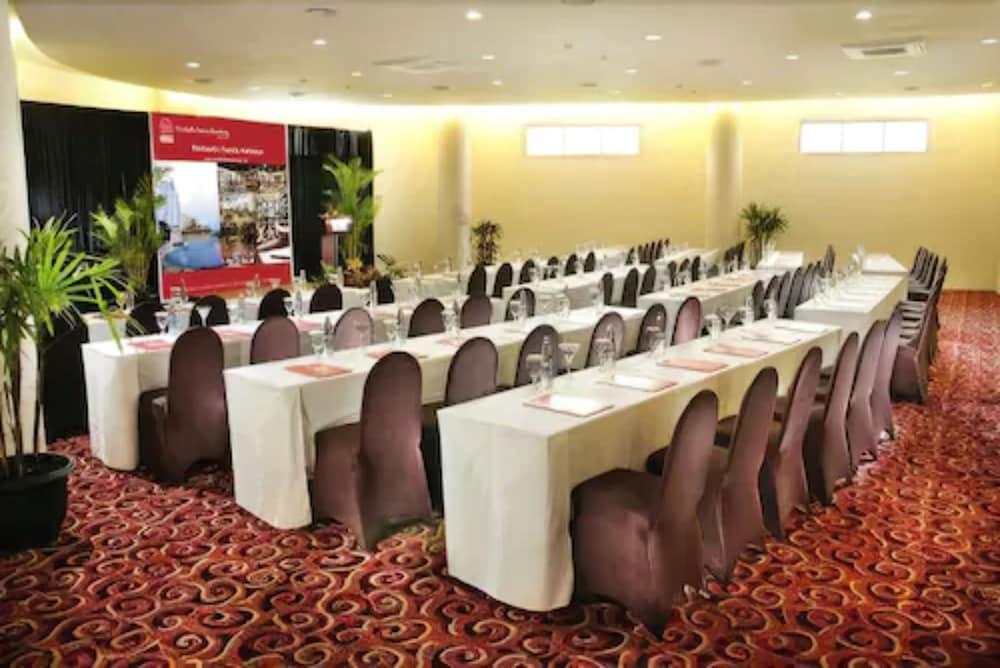 Marbella Suites Bandung Cimenyan Eksteriør bilde
