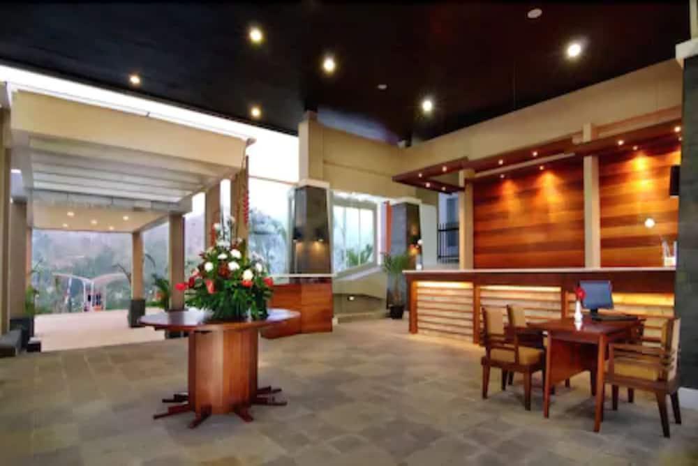 Marbella Suites Bandung Cimenyan Eksteriør bilde