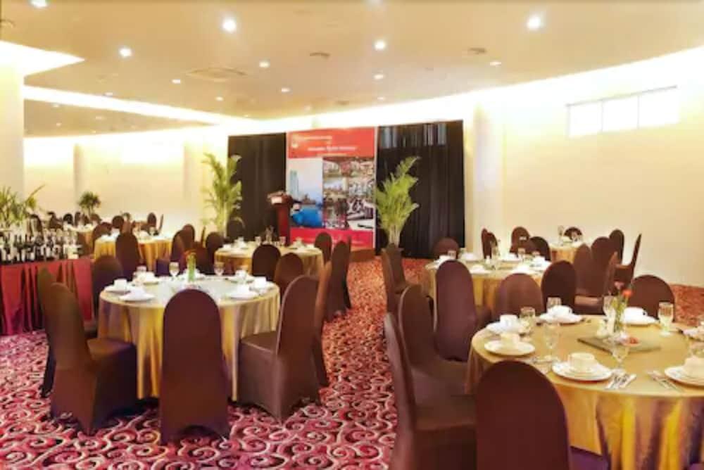 Marbella Suites Bandung Cimenyan Eksteriør bilde