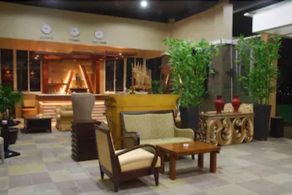 Marbella Suites Bandung Cimenyan Eksteriør bilde