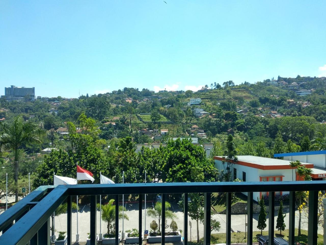 Marbella Suites Bandung Cimenyan Eksteriør bilde